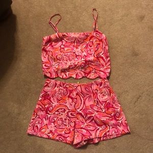 Two piece Lilly Pulitzer short set!